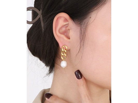 Luxeandco Earrings Lara Chain Earrings | Gold Plated