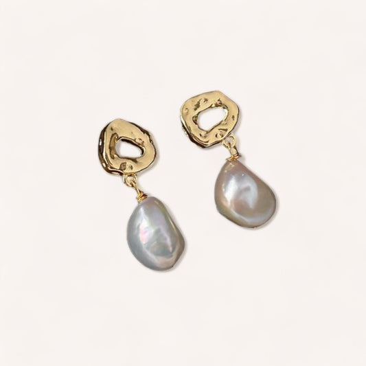 Luxeandco Pearl Drop Earrings | Classic Elegance